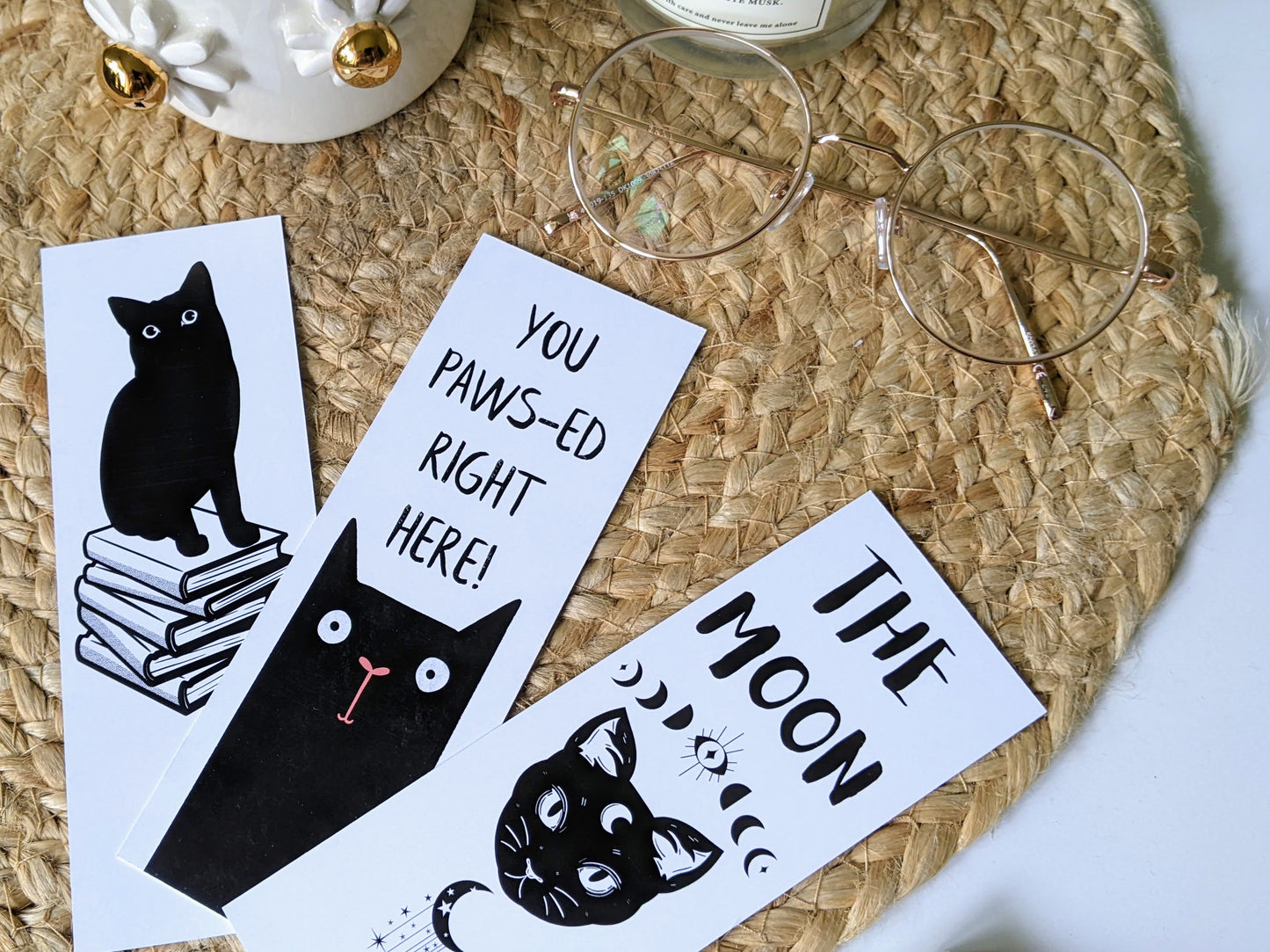 Black cat bookmark
